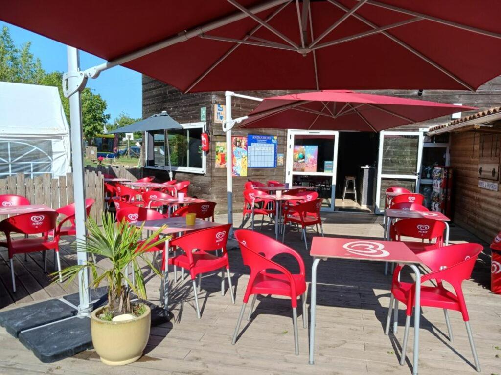 Mobil-Home Le Petit Paradis Vendeen Camping 3 Etoiles 7Km Des Plages Avrillé Kültér fotó
